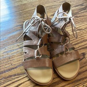 Kork-ease gladiator sandals size 11